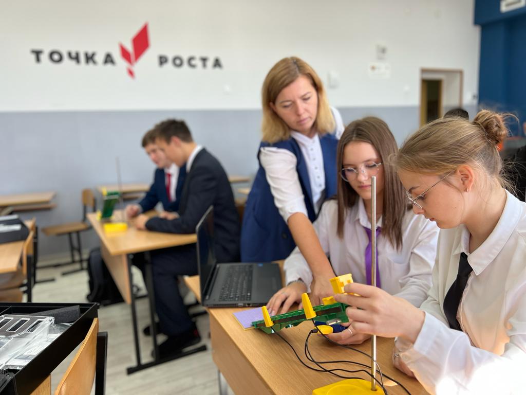 Обучение физике нельзя представить только в виде теоретических занятий.